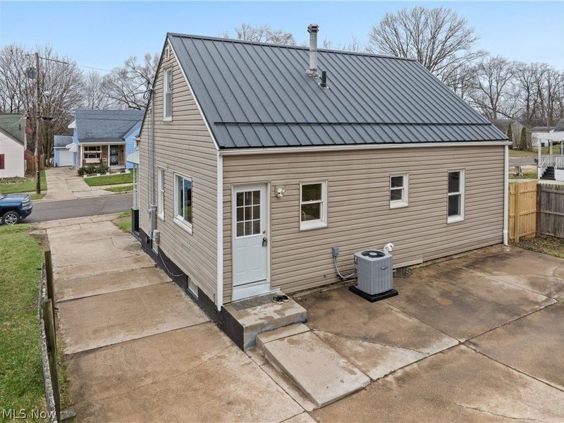 1265 Greenwood Avenue, Akron, OH 44320 Photo 36