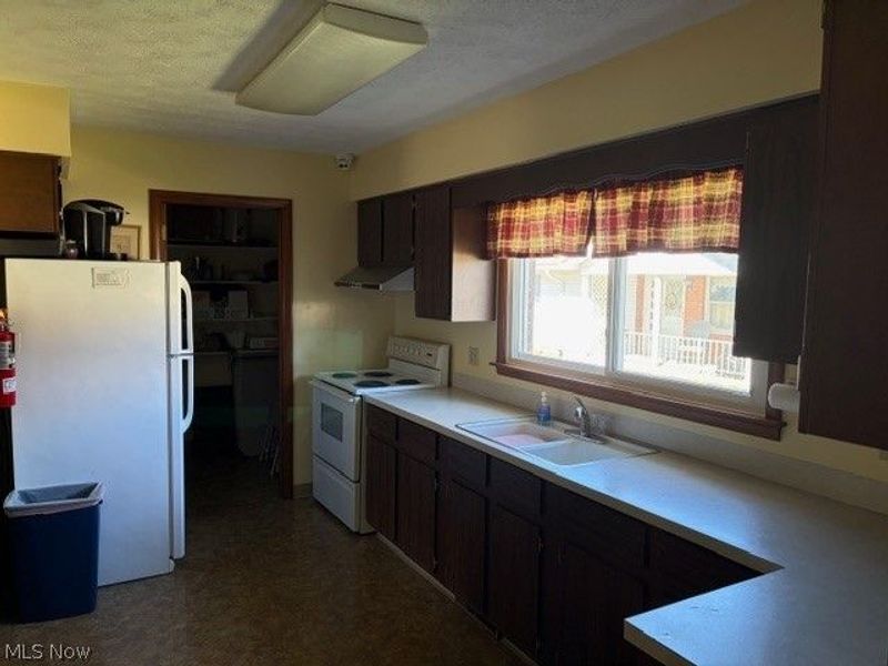 1319 Pembrooke Drive , Unit C, Salem, OH 44460 Photo 33