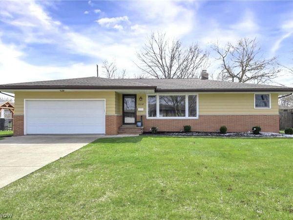 13397 Cherokee Trail , Middleburg Heights, OH 44130