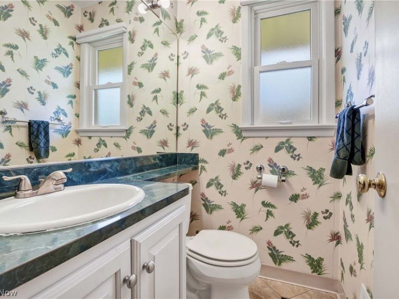 13397 Cherokee Trail, Middleburg Heights, OH 44130 Photo 32