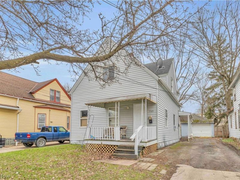 3305 Roanoke Avenue, Cleveland, OH 44109 Photo 1