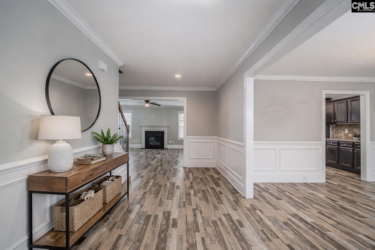 1001 Acacia Lane Photo 5