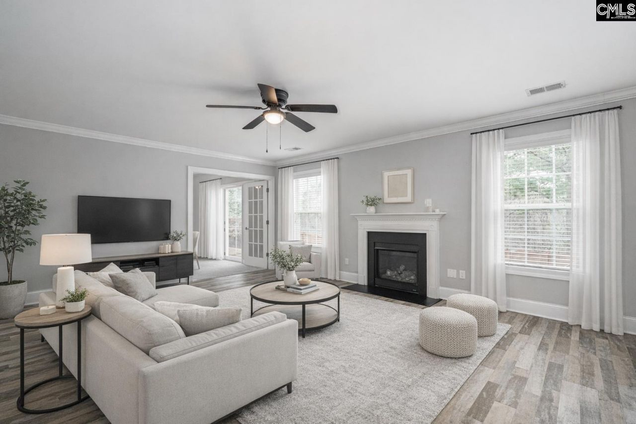 1001 Acacia Lane Photo 9