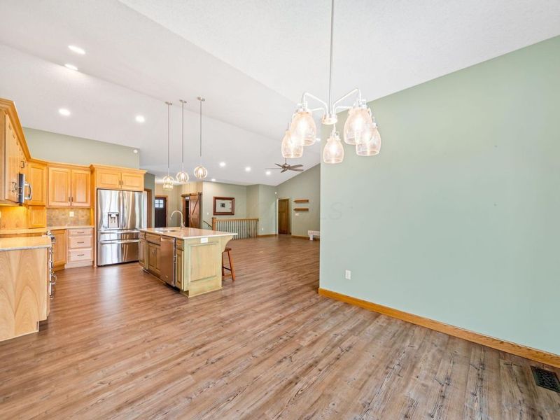 19700 Canada, Gambier, OH 43022 Photo 22