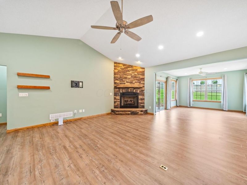 19700 Canada, Gambier, OH 43022 Photo 24