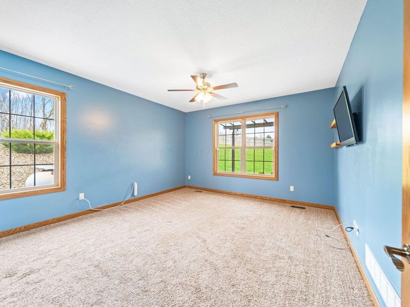 19700 Canada, Gambier, OH 43022 Photo 34