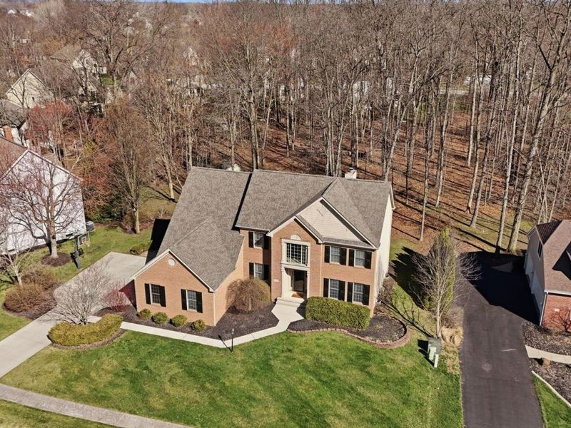 2589 Aikin Circle S, Lewis Center, OH 43035 Photo 4