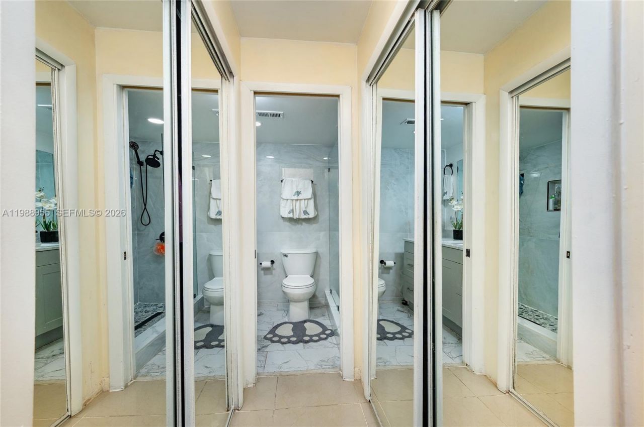 7095 NW 179th St, Unit 110, Hialeah, FL 33015 Photo