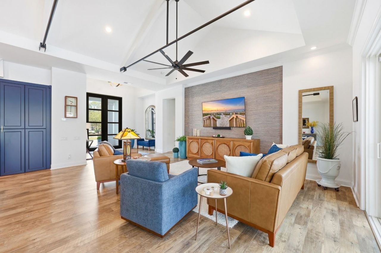 2038 Teramo Dr.  Photo 10