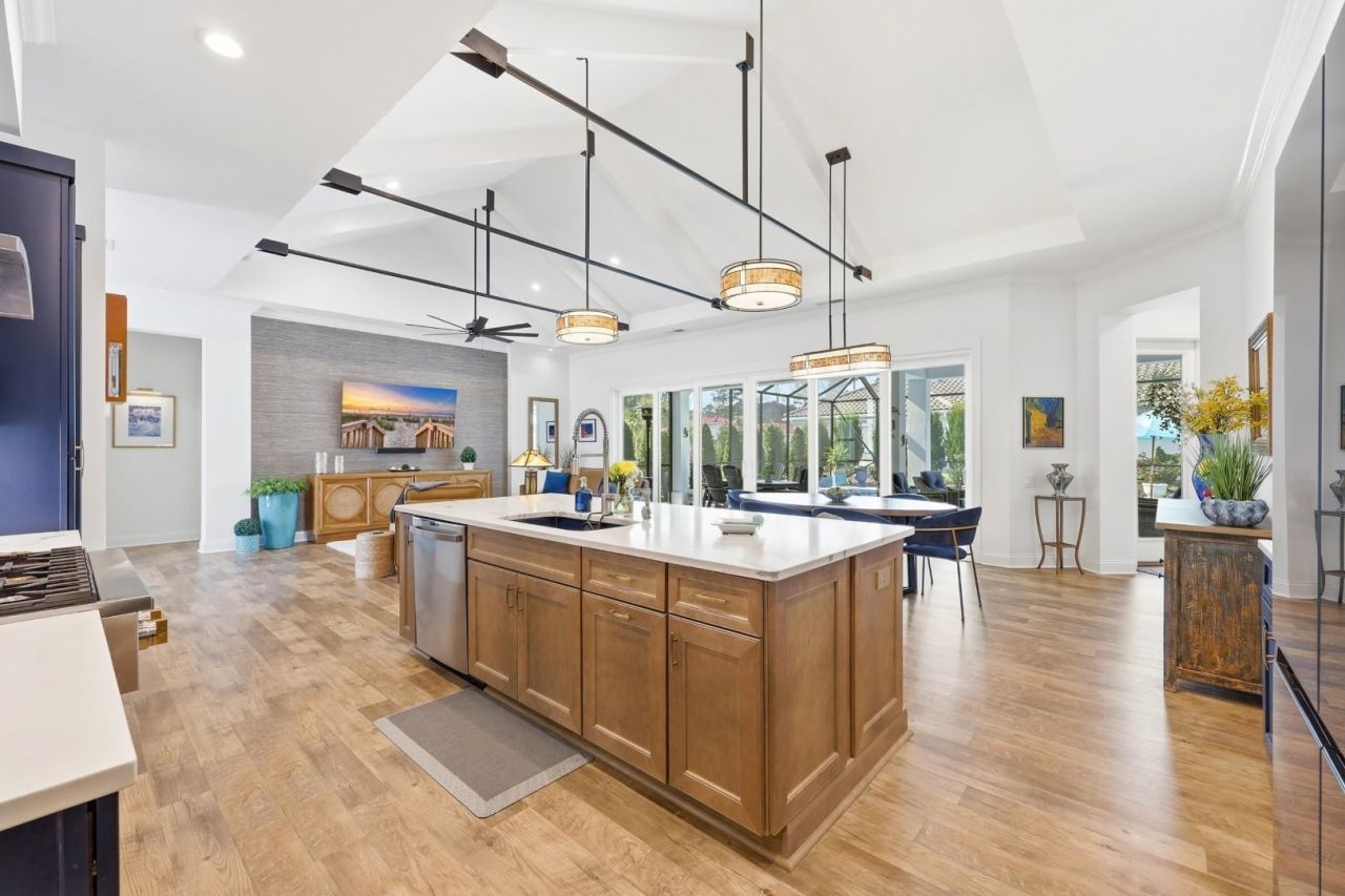 2038 Teramo Dr. Photo 18
