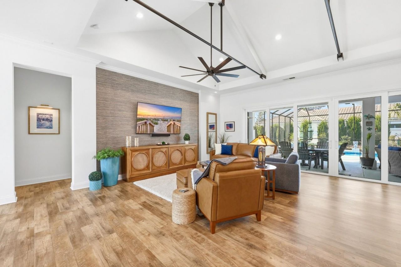 2038 Teramo Dr. Photo 9