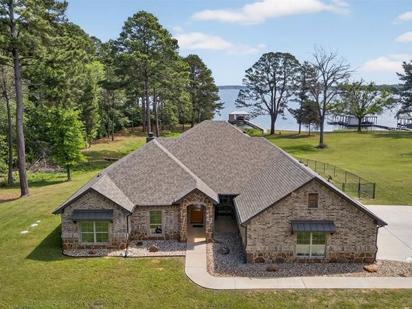 10227 County Road 4101 , Frankston, TX 75763