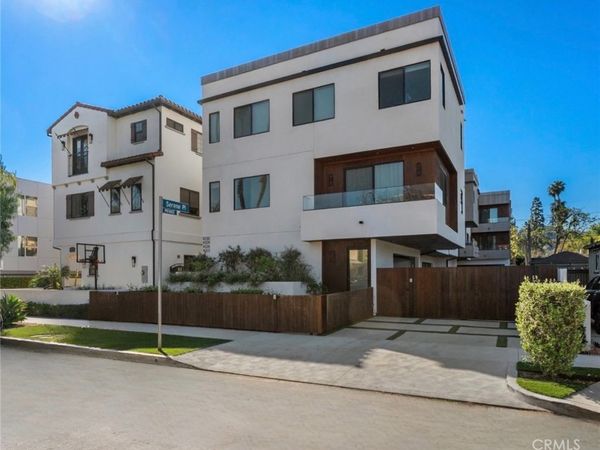 4322 N SERENE Place, Studio City, CA 91604