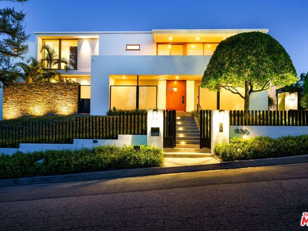 1530 Bel Air Road, Los Angeles, CA 90077