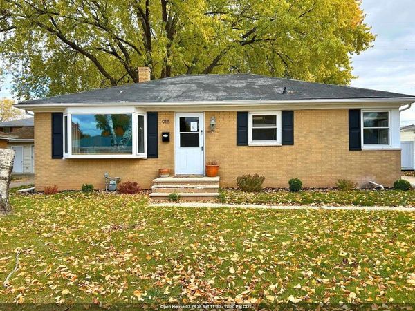 918 GROGNET STREET, Green Bay, WI 54302
