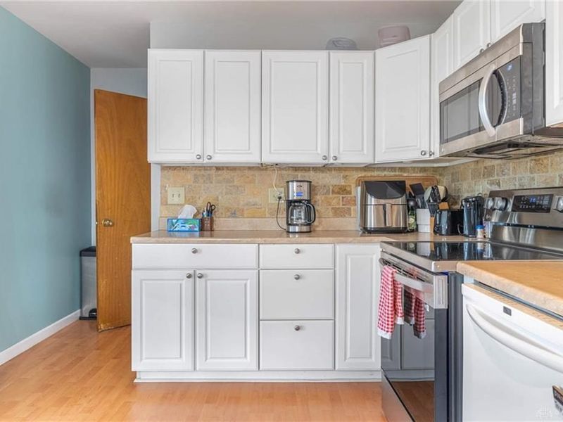 8267 S Brown School Road, Vandalia, OH 45377 Photo 11