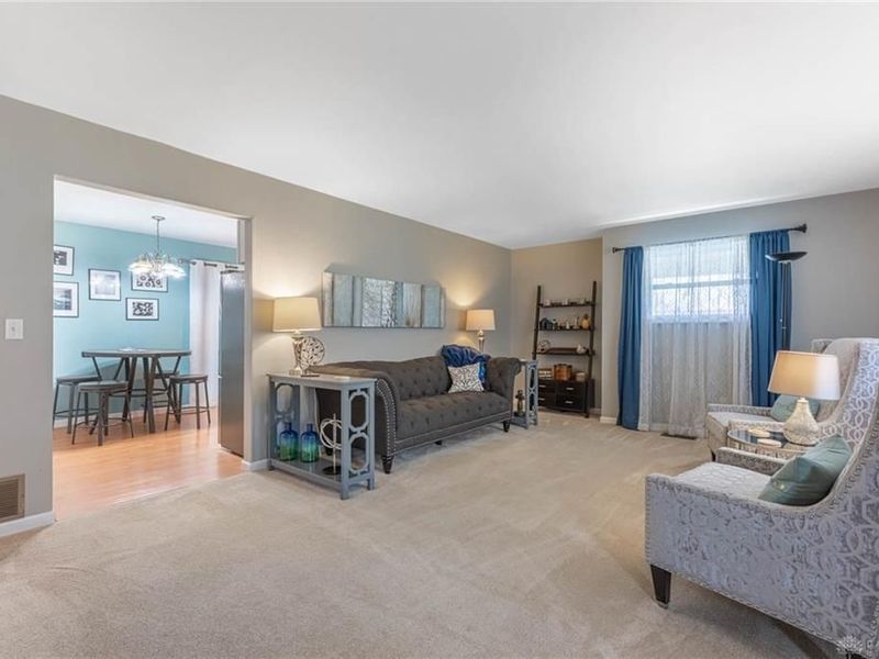 8267 S Brown School Road, Vandalia, OH 45377 Photo 4