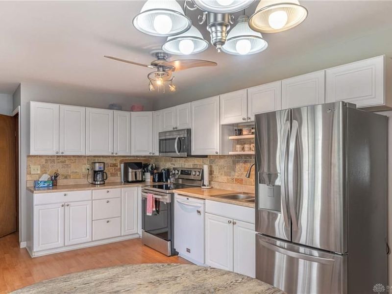 8267 S Brown School Road, Vandalia, OH 45377 Photo 8