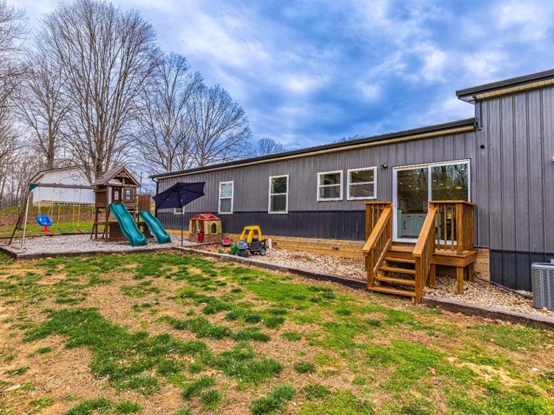 1025 Davis Memorial Road, Peebles, OH 45660 Photo 5