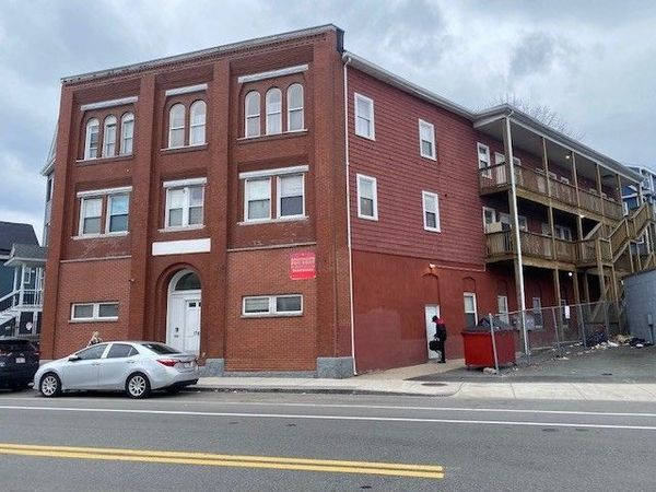 176 Ferry St, Unit 3L, Everett, MA 02149