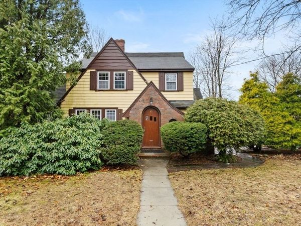 45 Longview Road, Reading, MA 01867