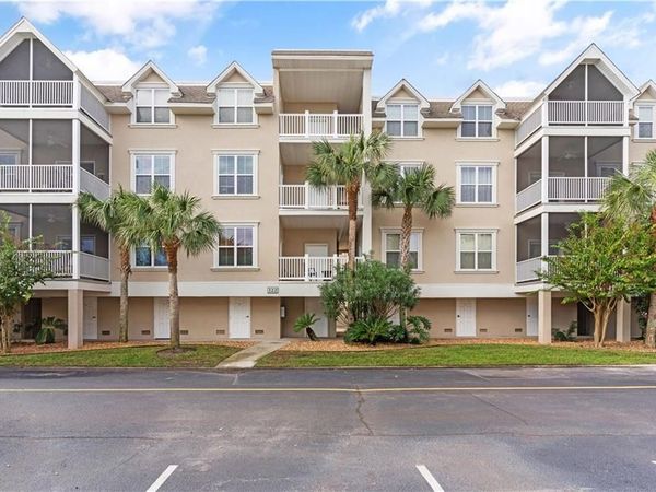 122 Shady Brook Circle, Unit 201, St Simons Island, GA 31522