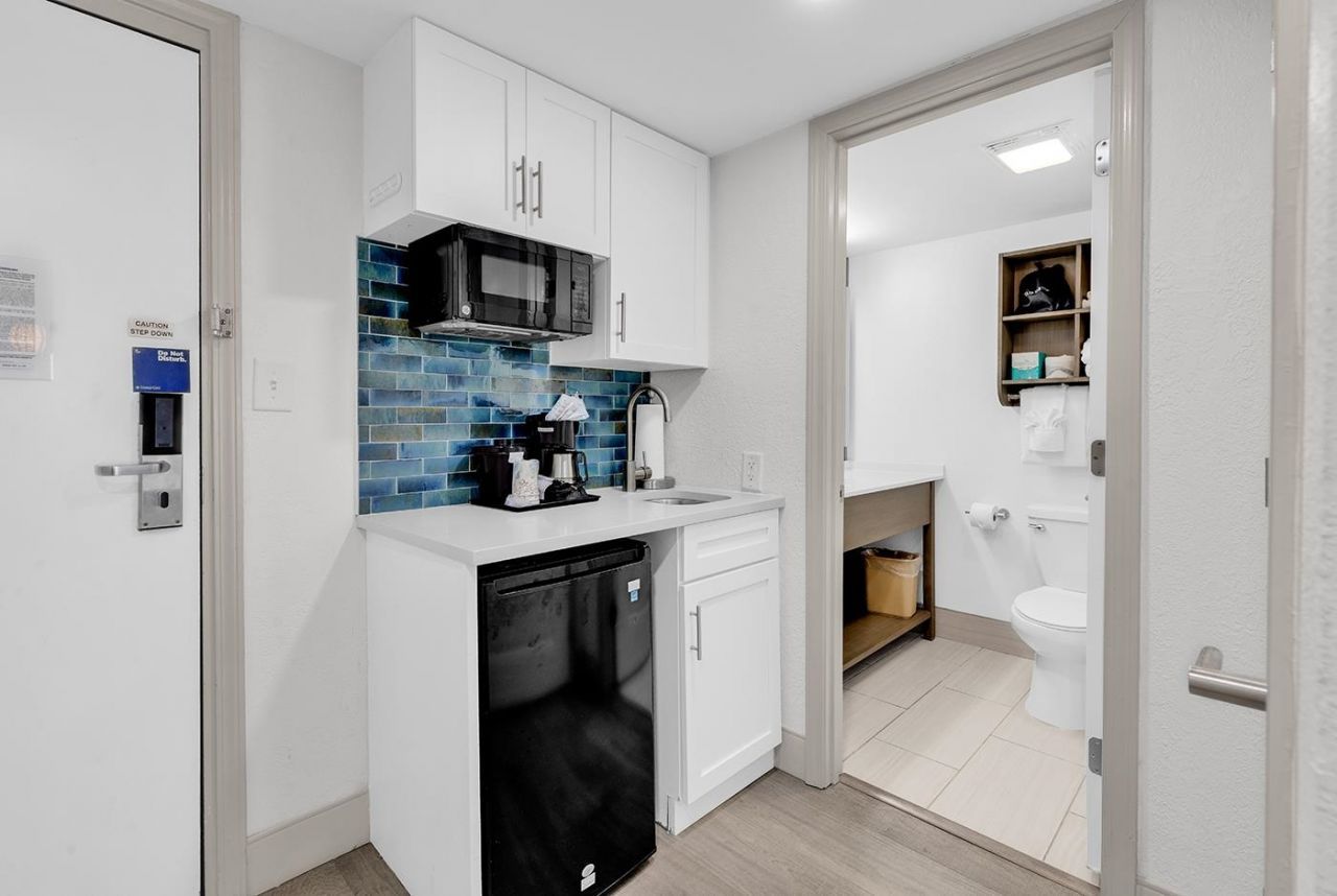 2311 S Ocean Blvd. Photo 15