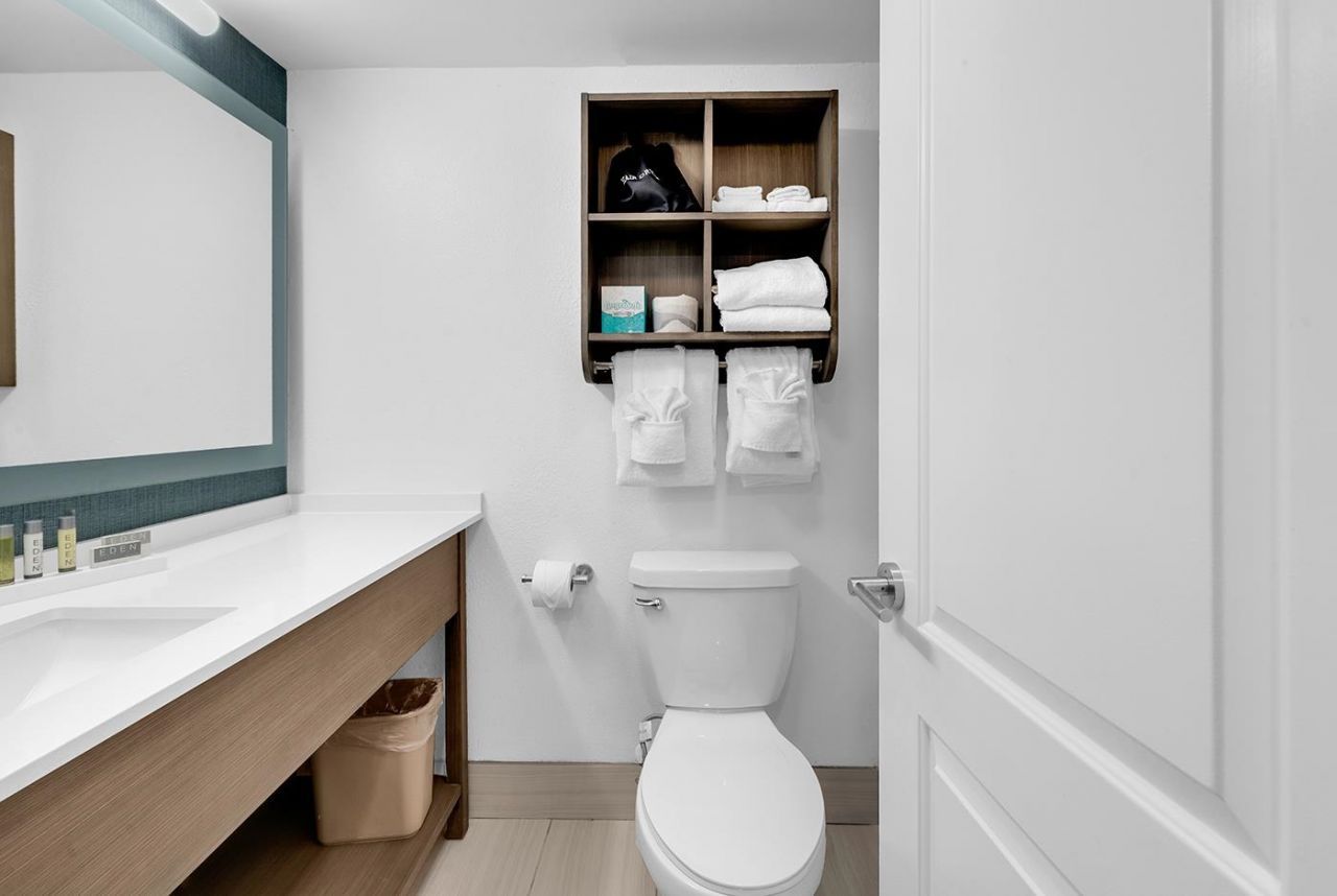 2311 S Ocean Blvd. Photo 16