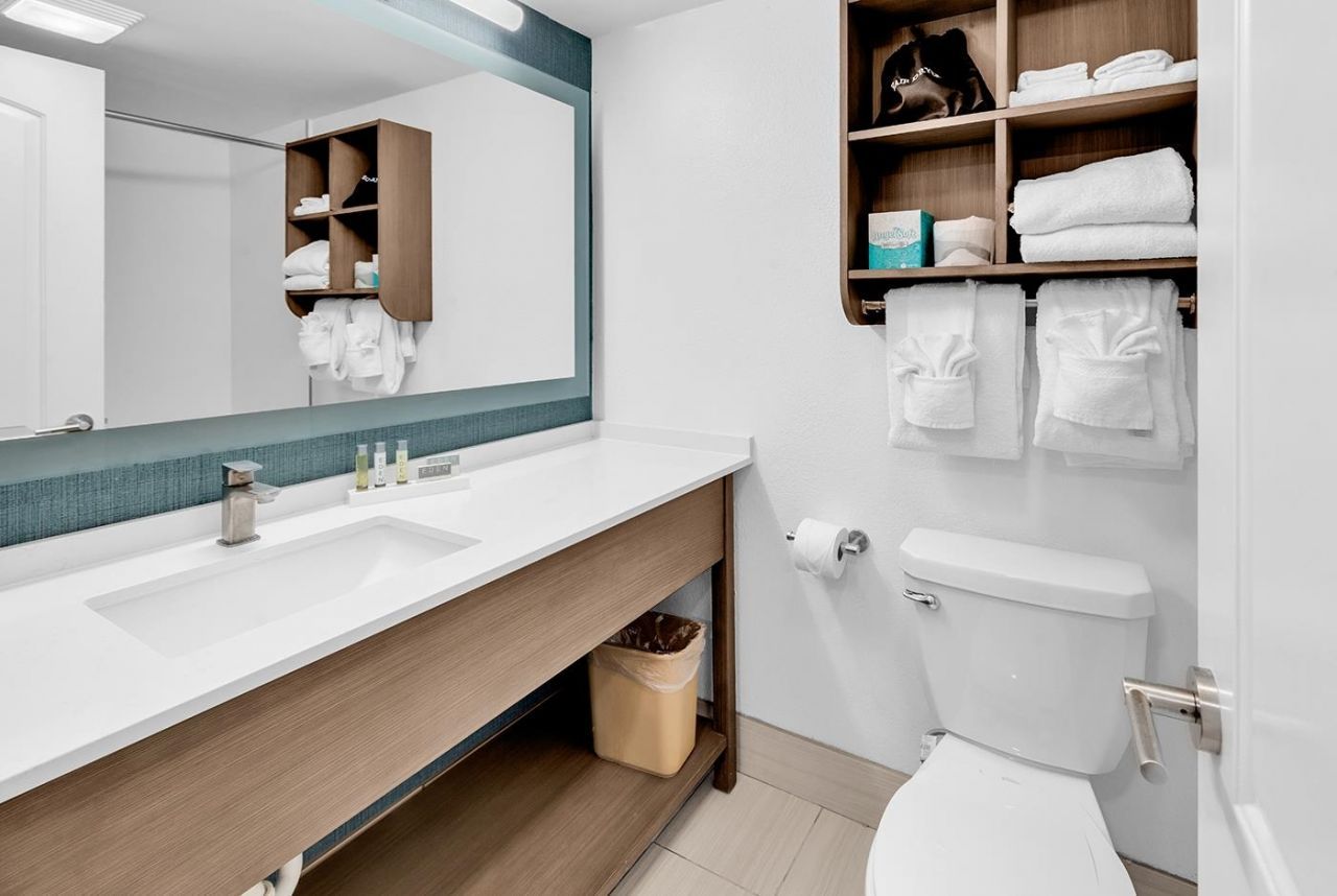 2311 S Ocean Blvd. Photo 17