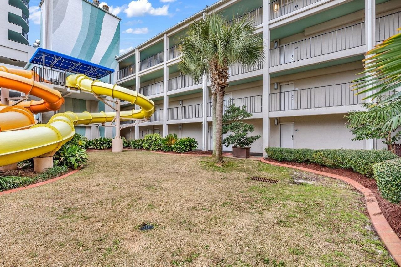 2311 S Ocean Blvd. Photo 32