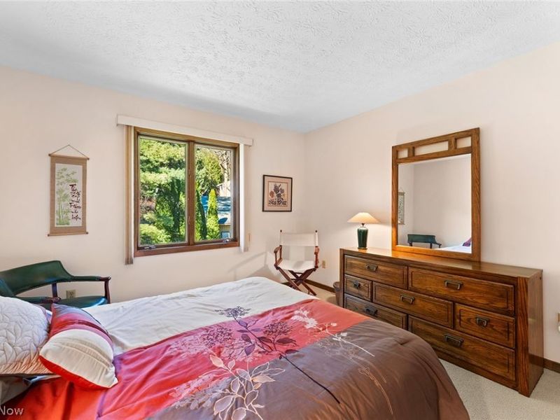 960 Poulsen Drive, Akron, OH 44313 Photo 29