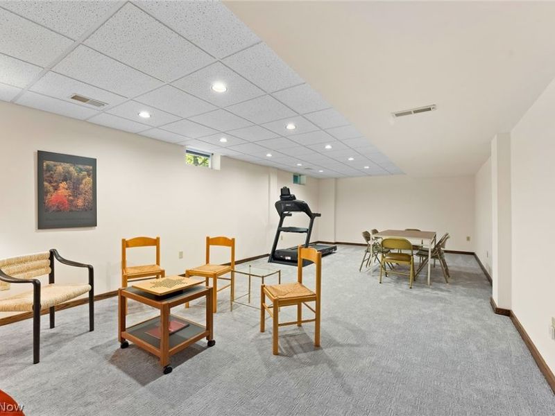 960 Poulsen Drive, Akron, OH 44313 Photo 37