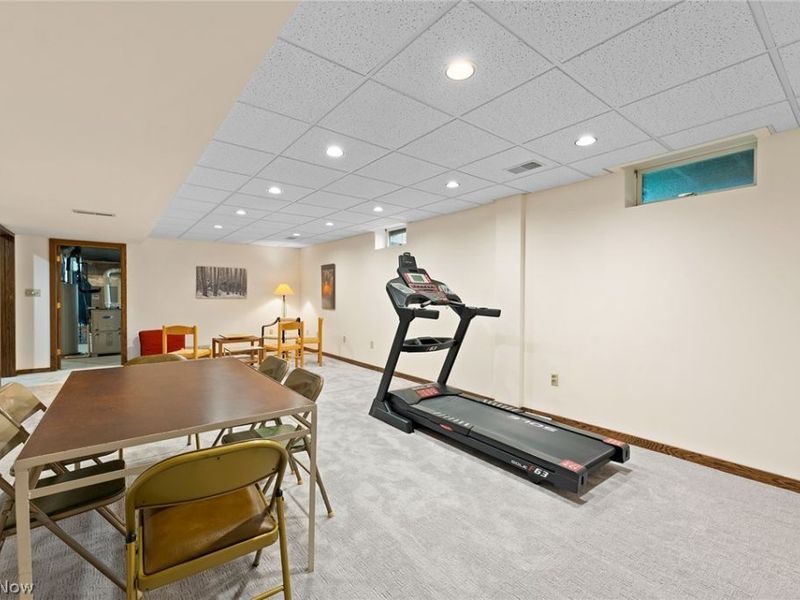 960 Poulsen Drive, Akron, OH 44313 Photo 38