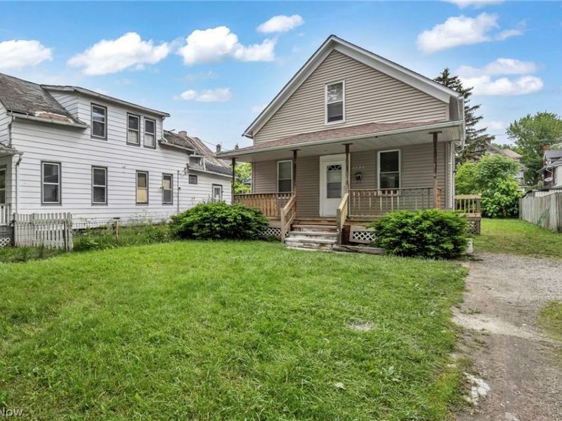 4330 Marvin Avenue, Cleveland, OH 44109 Photo 10