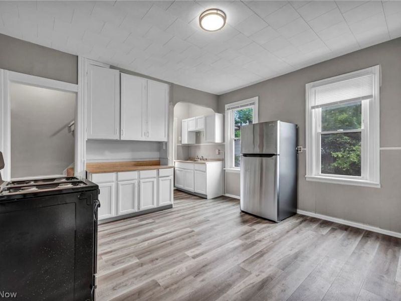 4330 Marvin Avenue, Cleveland, OH 44109 Photo 18