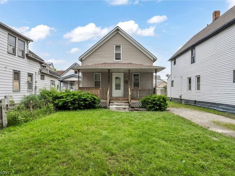 4330 Marvin Avenue, Cleveland, OH 44109 Photo 2