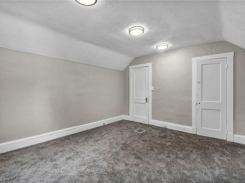 4330 Marvin Avenue, Cleveland, OH 44109 Photo 32