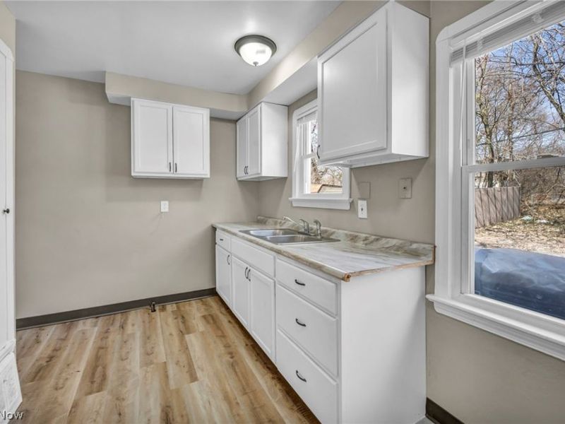 9901 Marah Avenue, Cleveland, OH 44104 Photo 14