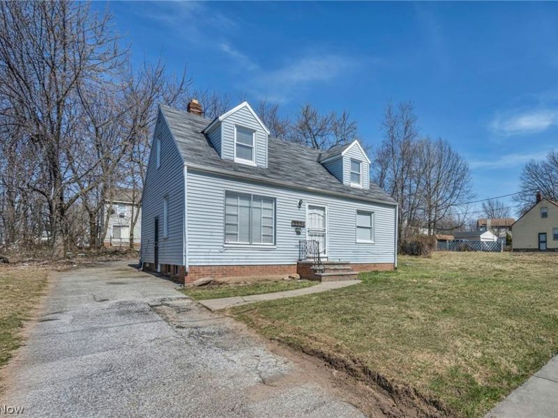 9901 Marah Avenue, Cleveland, OH 44104 Photo 4