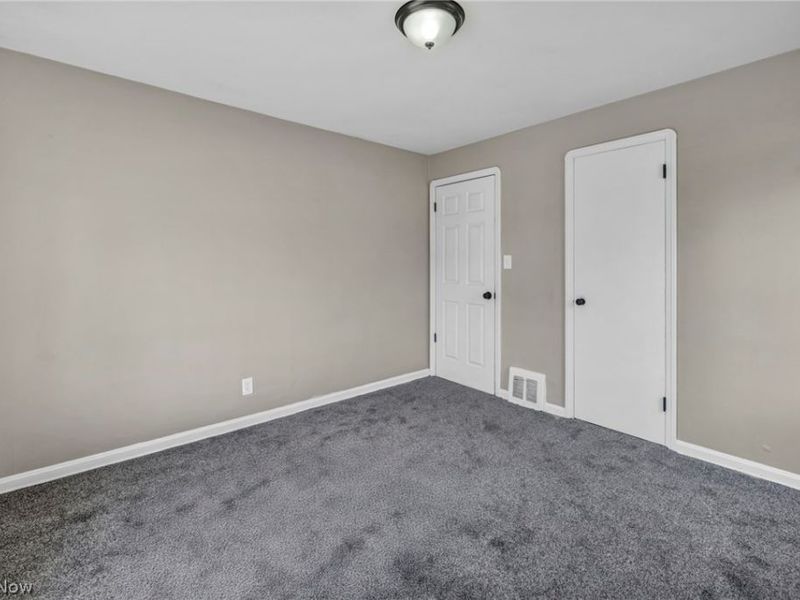 9901 Marah Avenue, Cleveland, OH 44104 Photo 9