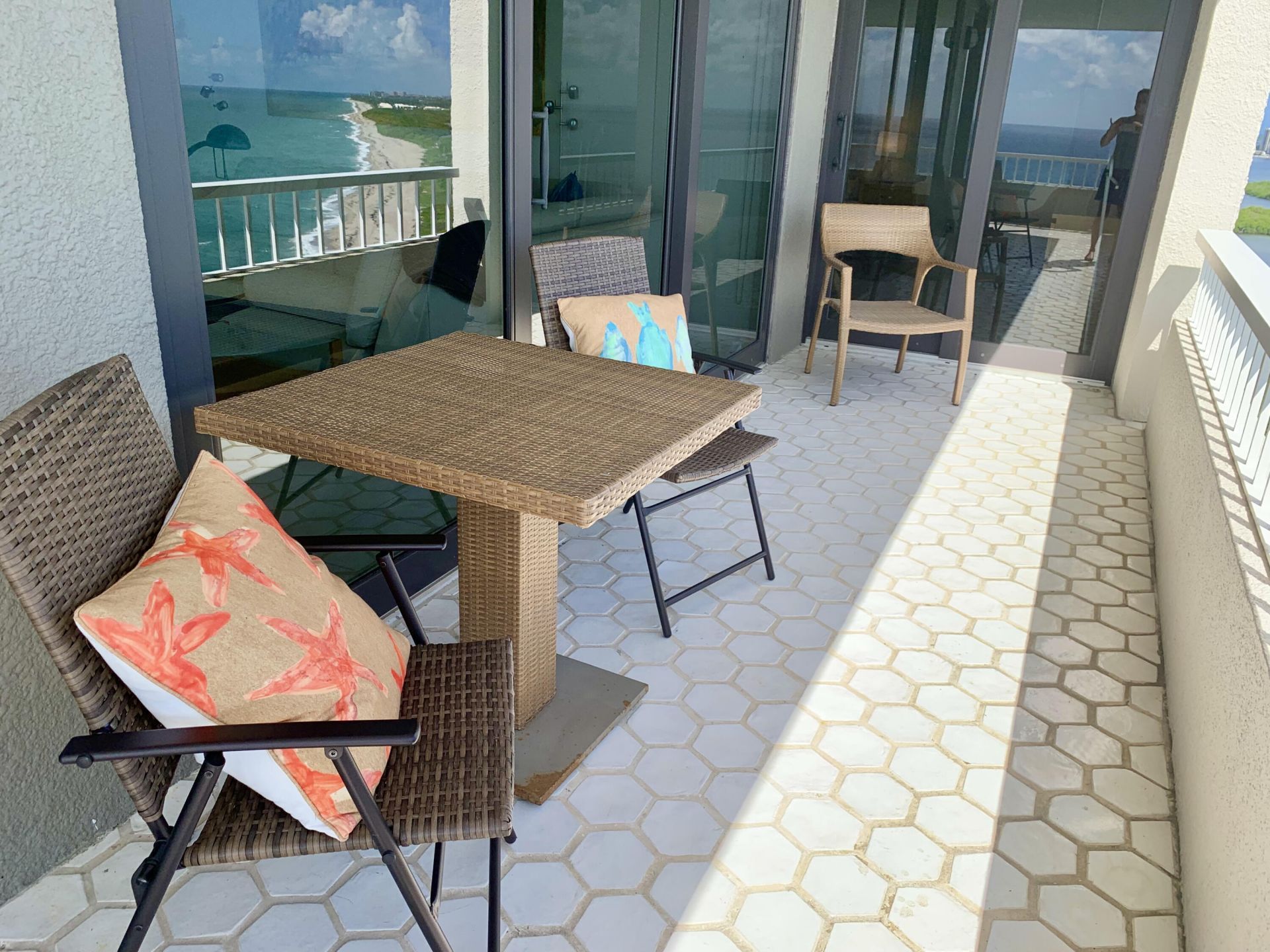 5540 N Ocean Drive, Unit PH-A, Riviera Beach, FL 33404 Photo