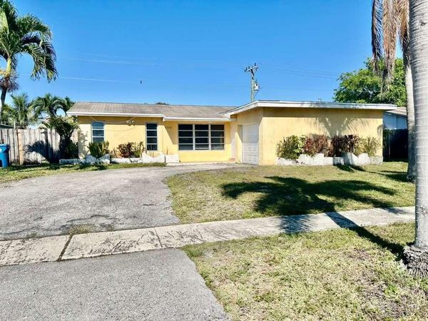 2505 NW 105th Lane, Sunrise, FL 33322