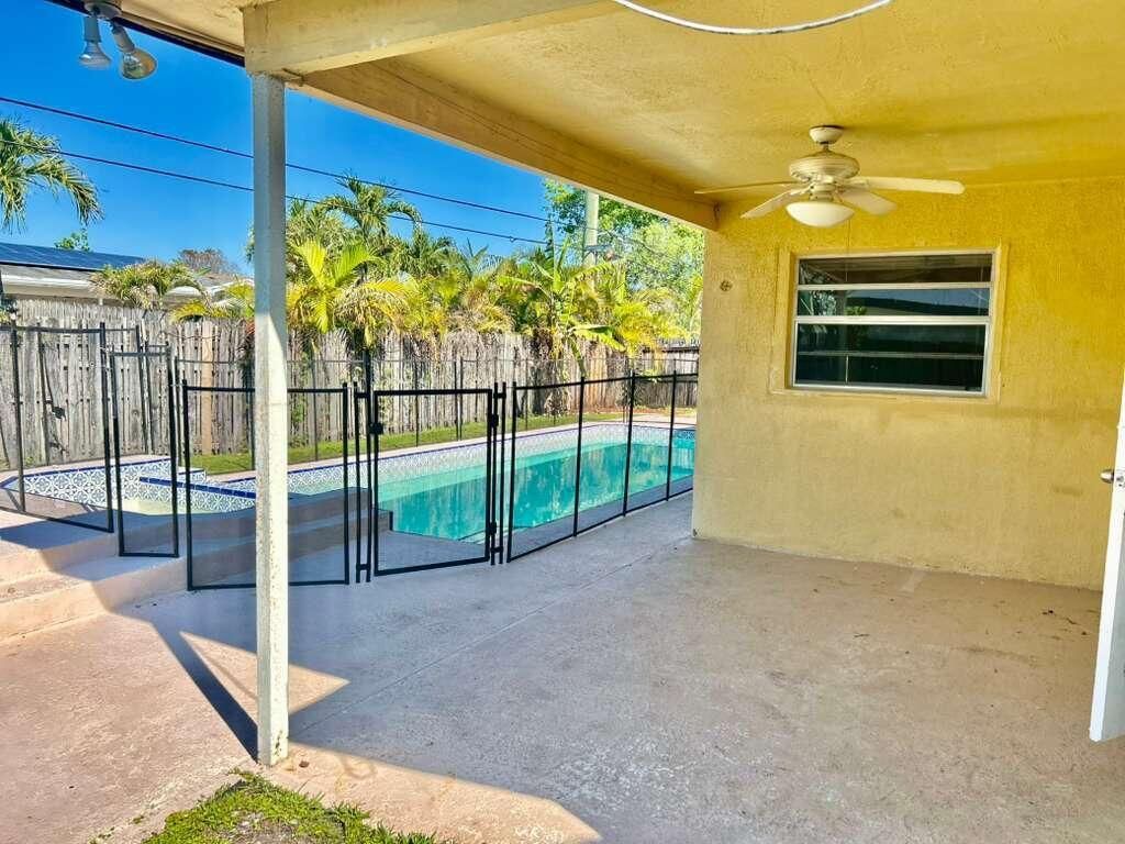 2505 NW 105th Lane, Sunrise, FL 33322 Photo