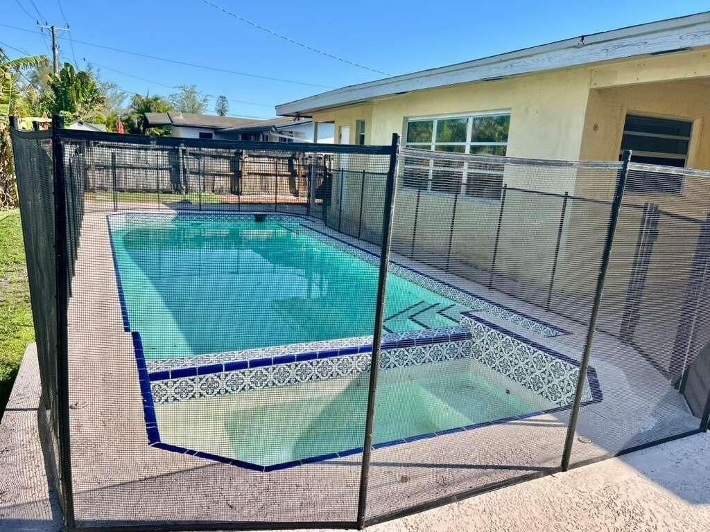 2505 NW 105th Lane, Sunrise, FL 33322 Photo