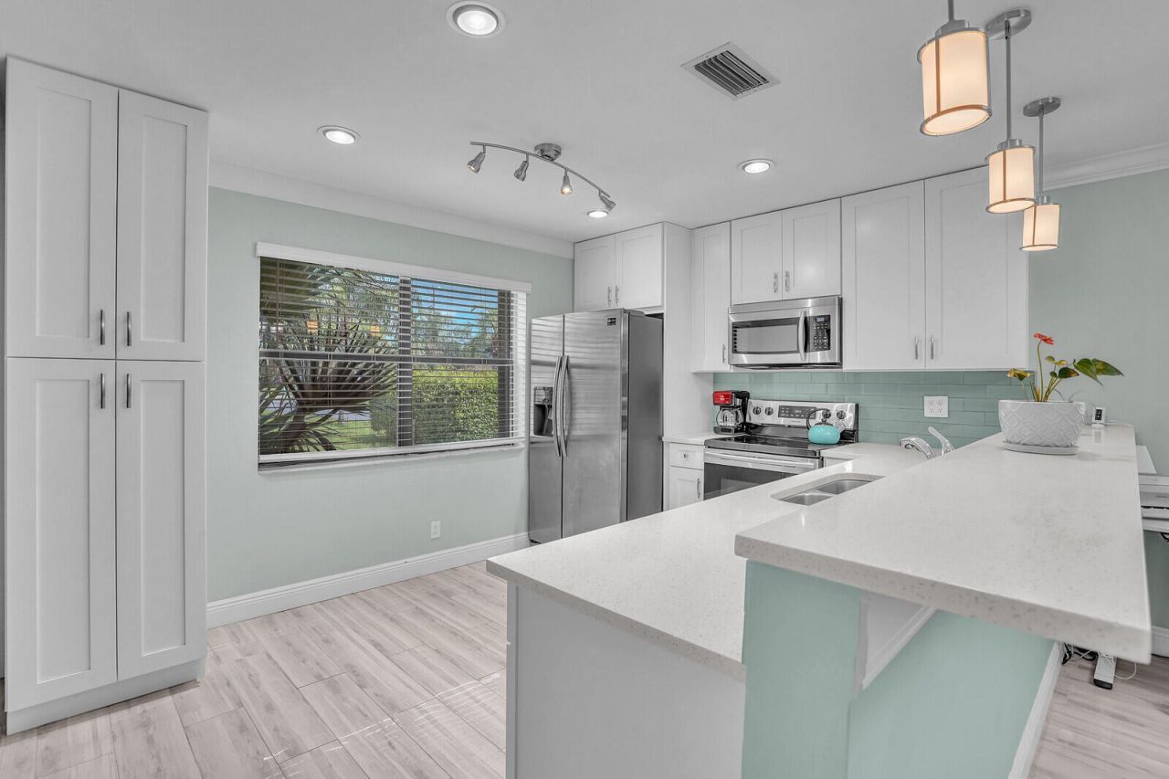 1737 Palmland Drive, Boynton Beach, FL 33436 Photo