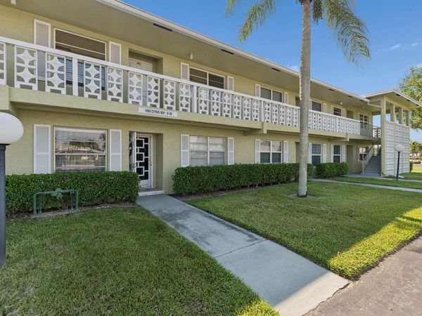 1060 Citrus Way, Unit 204, Delray Beach, FL 33445