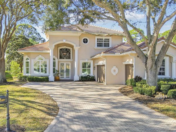 10109 Spyglass Lane, Port St. Lucie, FL 34986