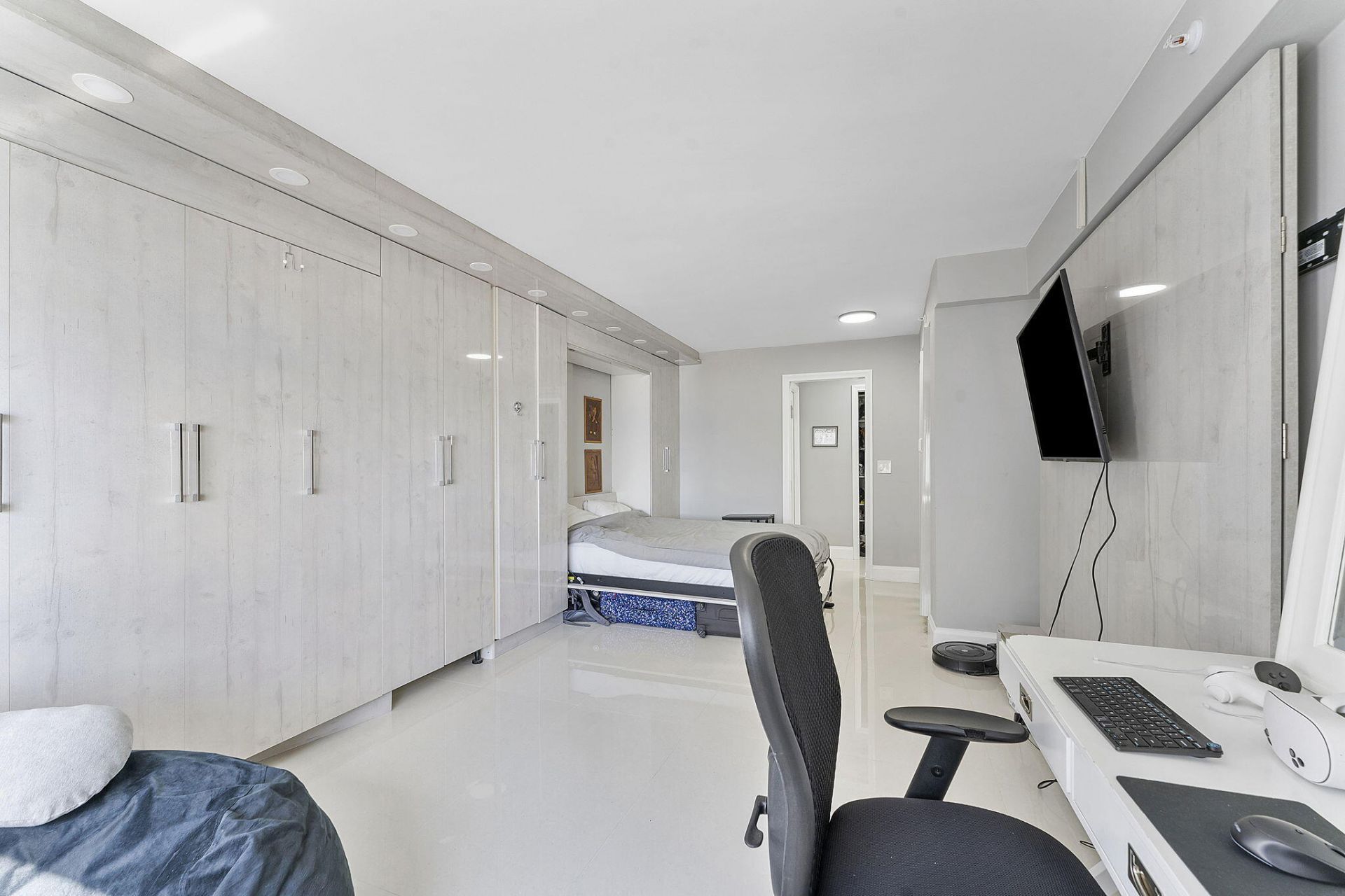 4505 S Ocean Boulevard, Unit 307, Highland Beach, FL 33487 Photo