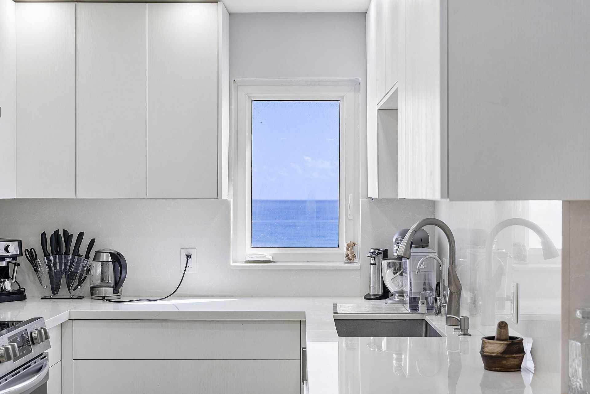 4505 S Ocean Boulevard, Unit 307, Highland Beach, FL 33487 Photo