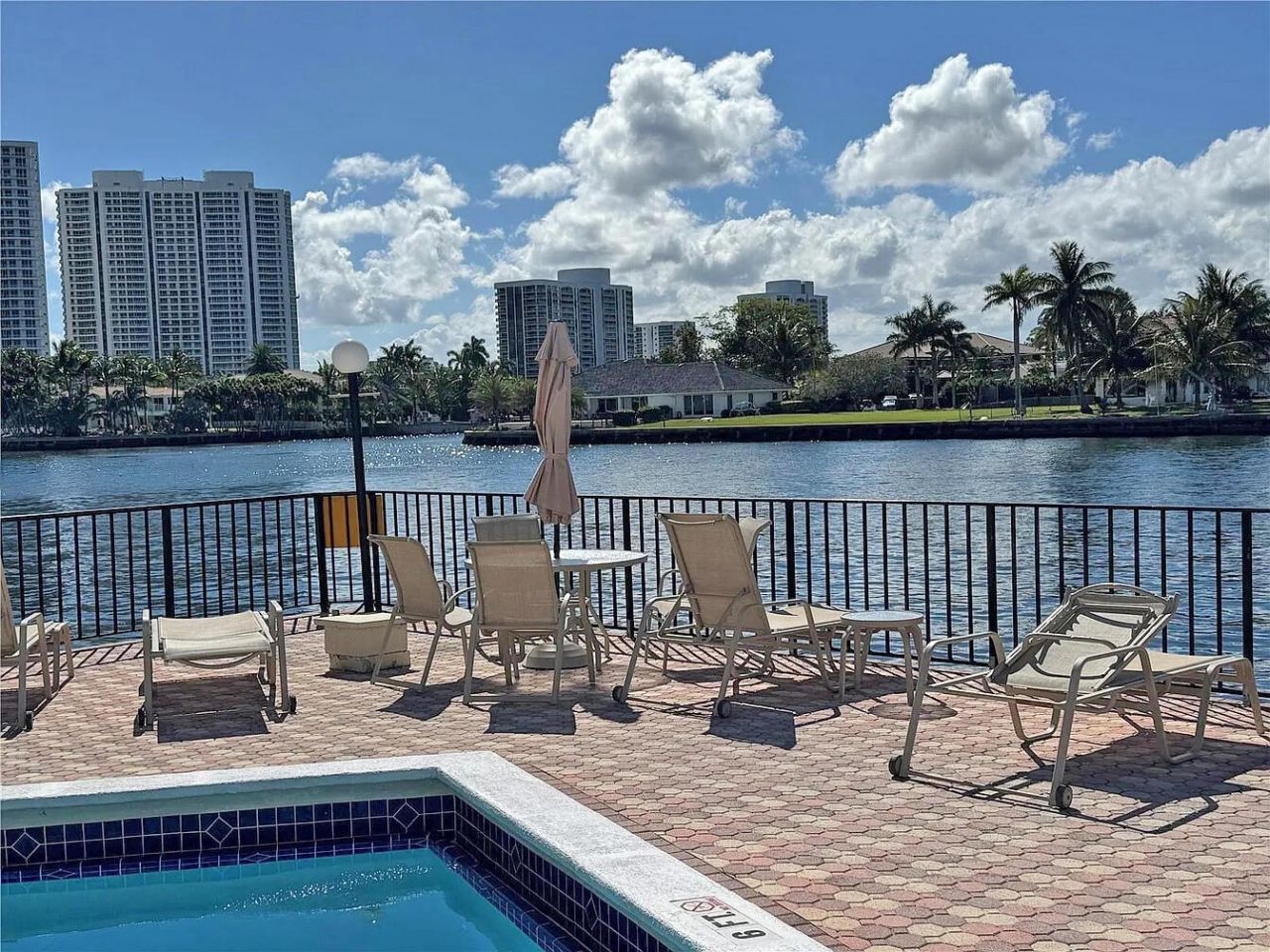 3113 S Ocean Drive, Unit 504, Hallandale Beach, FL 33009 Photo